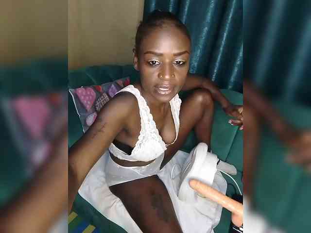 EbonyAshanti webcam