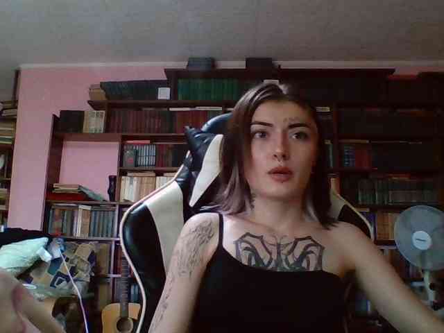 CandyLola Live Webcam on BongaCams