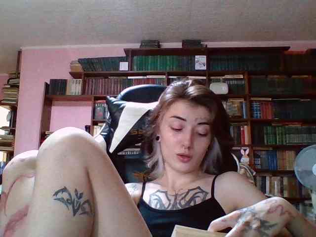 CandyLola webcam
