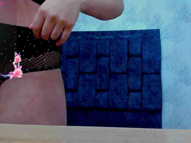 MelanieJonsom webcam
