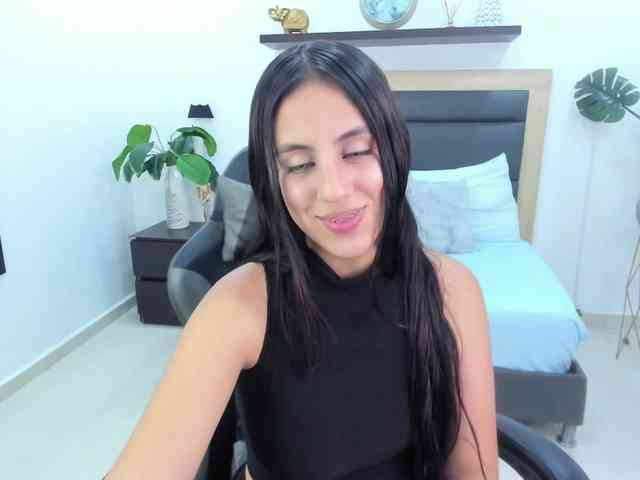 danna-love webcam