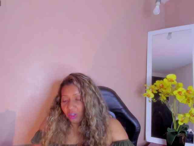 diianaross webcam