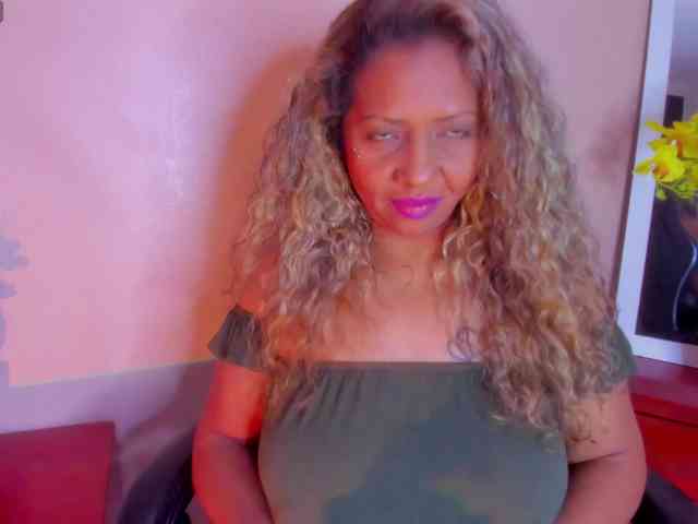 diianaross webcam