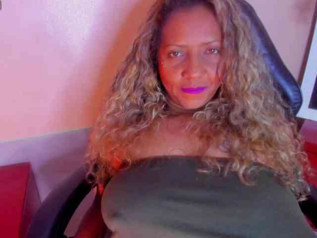 diianaross webcam