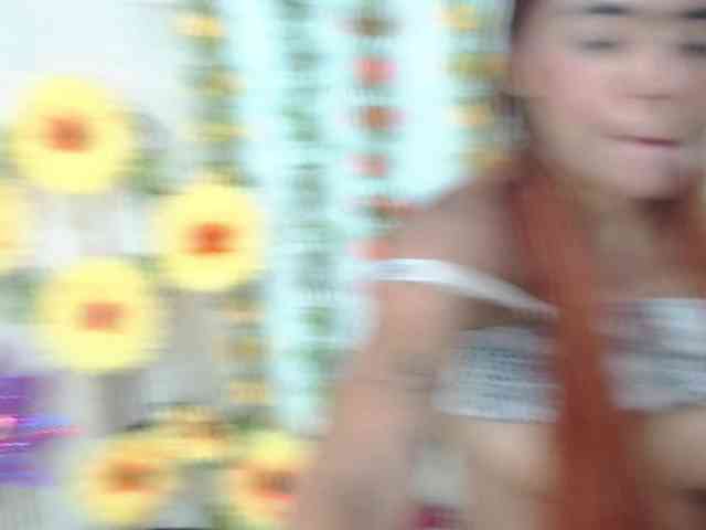 AishaandFriends webcam