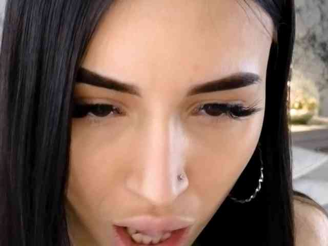 KatieBrown webcam