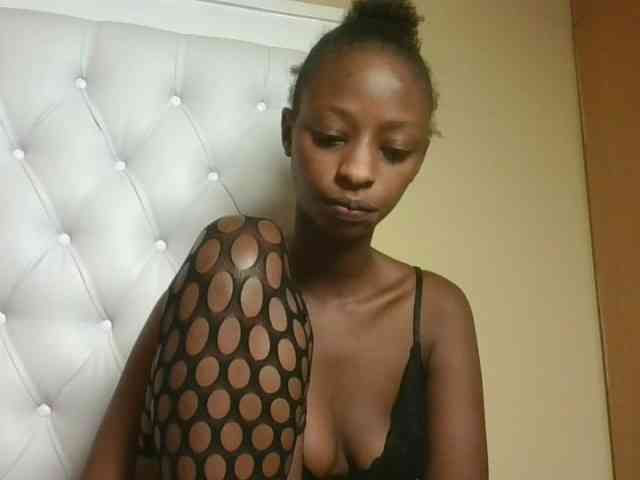 Hotpussyebony webcam