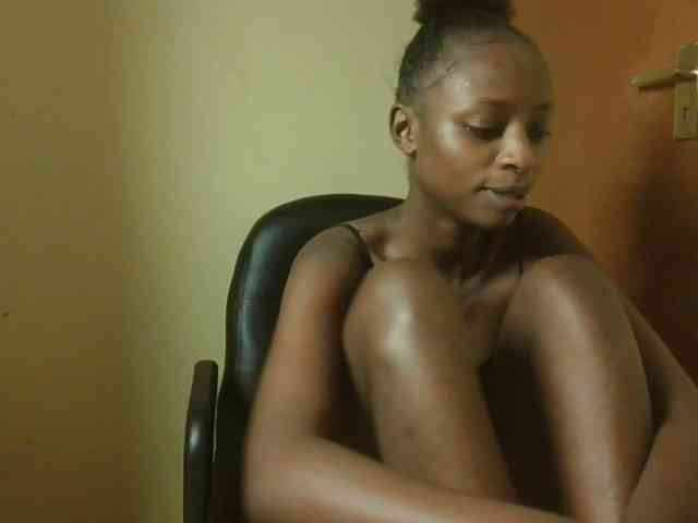 Hotpussyebony webcam