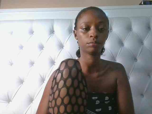 Hotpussyebony webcam
