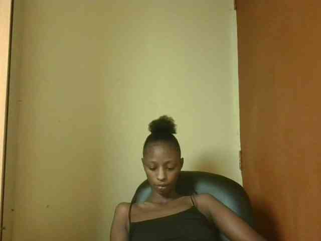 Hotpussyebony webcam
