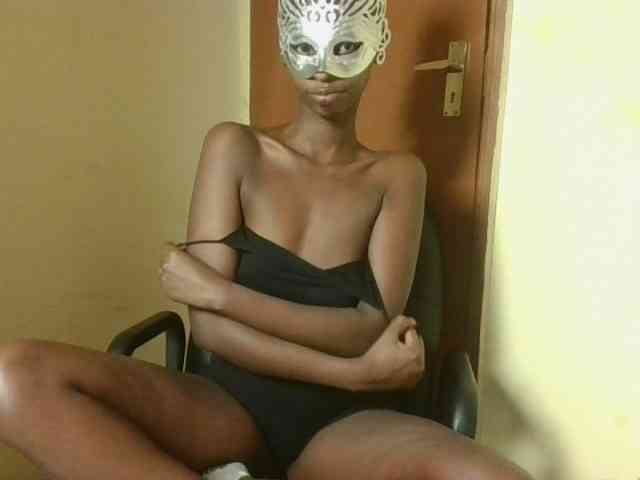 Hotpussyebony webcam