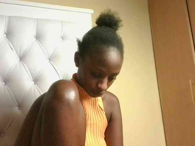 Hotpussyebony webcam