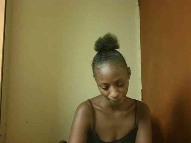 Hotpussyebony webcam