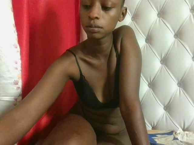 Hotpussyebony webcam