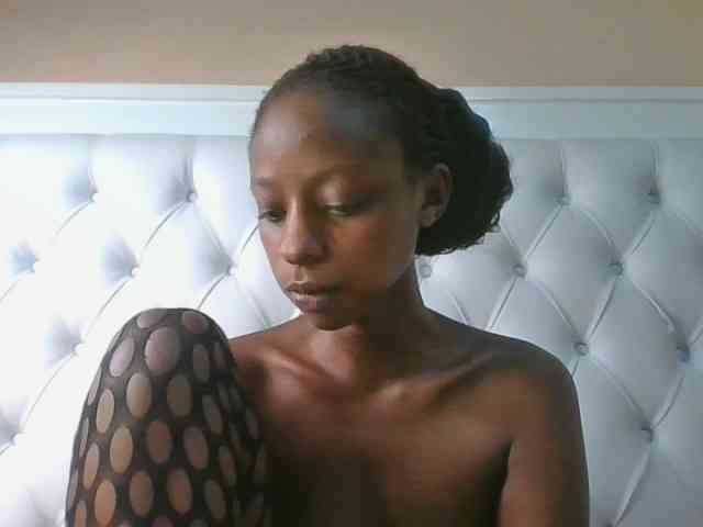 Hotpussyebony webcam