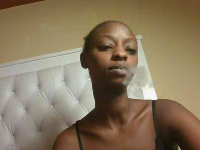 Hotpussyebony webcam