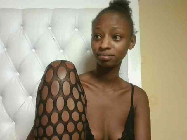 Hotpussyebony webcam