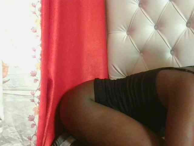 Hotpussyebony webcam