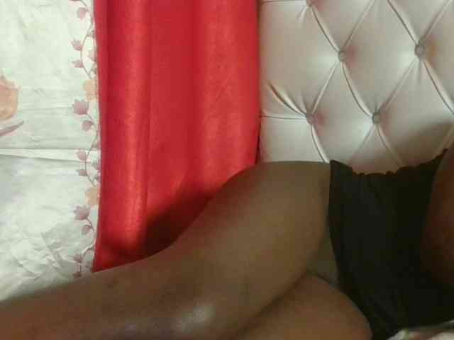 Hotpussyebony webcam