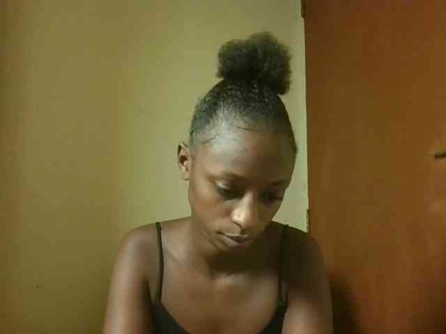 Hotpussyebony webcam