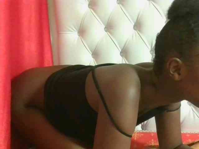 Hotpussyebony webcam