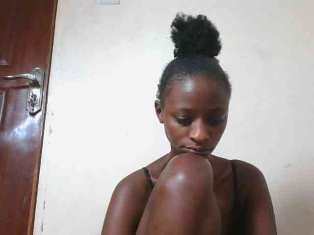 Hotpussyebony webcam