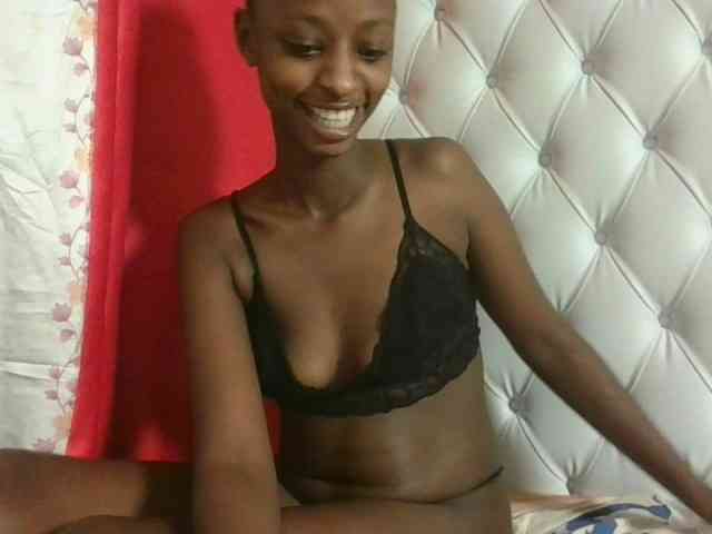 Hotpussyebony webcam