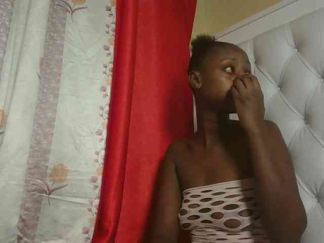 Hotpussyebony webcam
