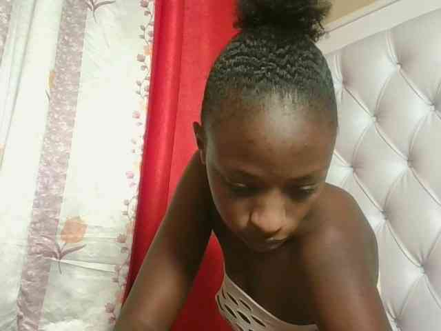 Hotpussyebony webcam