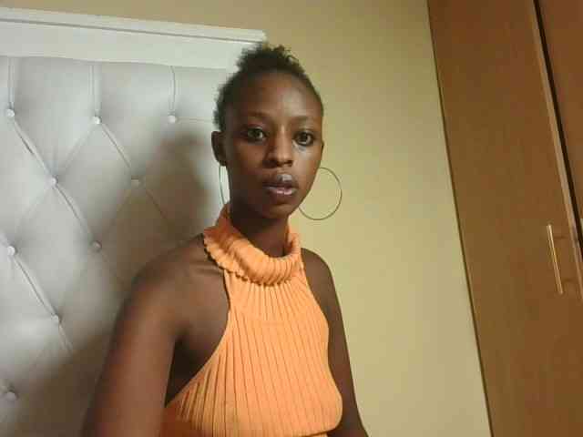 Hotpussyebony webcam