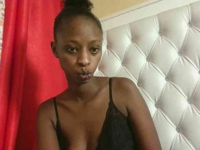 Hotpussyebony webcam