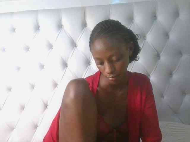 Hotpussyebony webcam
