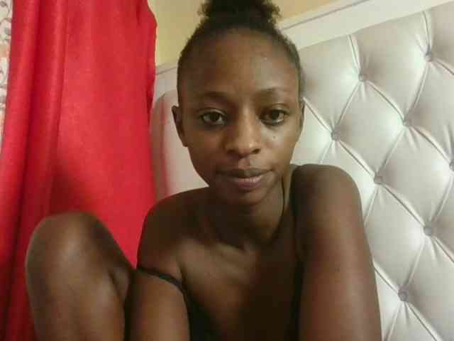 Hotpussyebony webcam