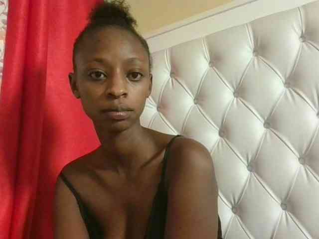 Hotpussyebony webcam