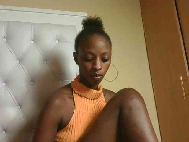 Hotpussyebony webcam