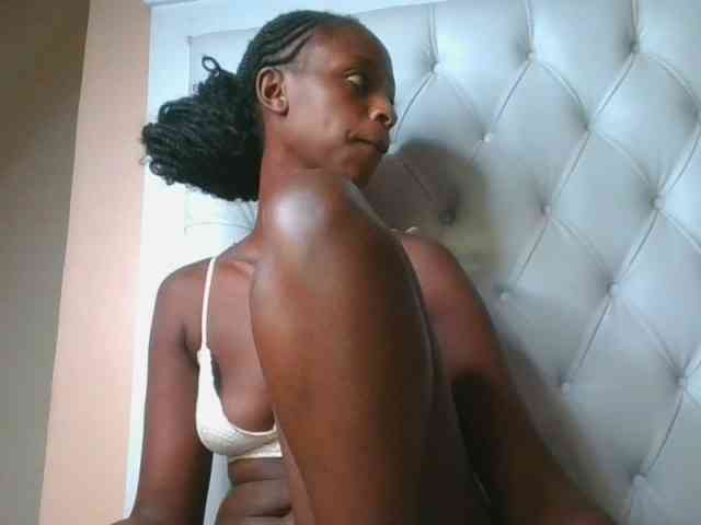 Hotpussyebony webcam