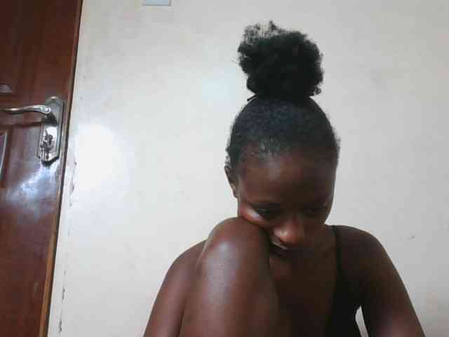 Hotpussyebony webcam