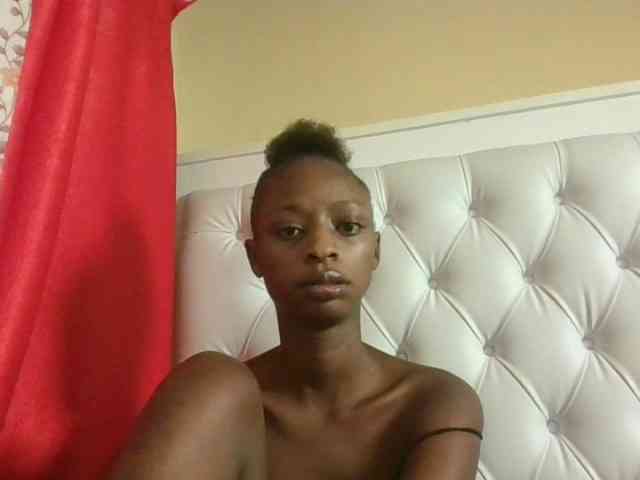 Hotpussyebony webcam