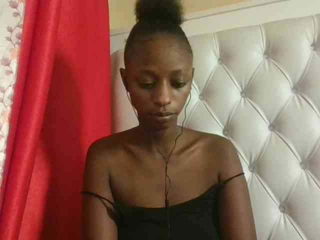 Hotpussyebony webcam