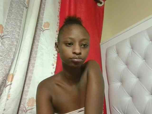 Hotpussyebony webcam