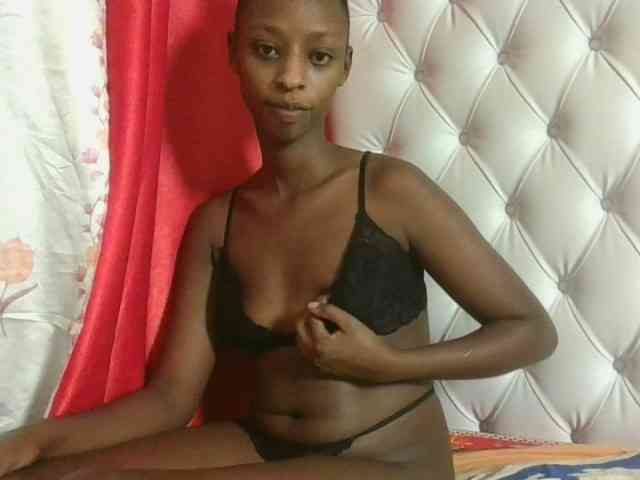 Hotpussyebony webcam