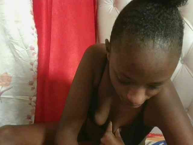 Hotpussyebony webcam