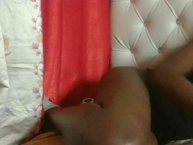 Hotpussyebony webcam