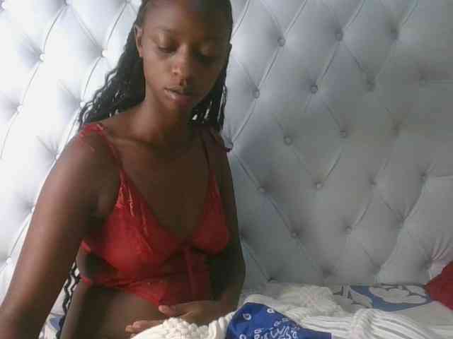 Hotpussyebony webcam