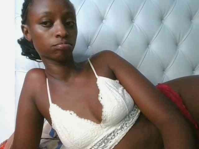 Hotpussyebony webcam