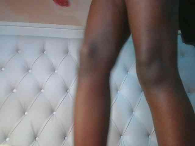 Hotpussyebony webcam