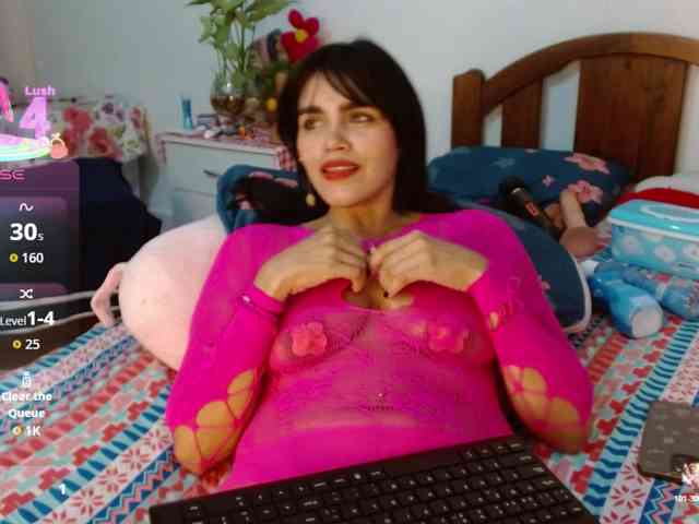 Lorraynesmith webcam