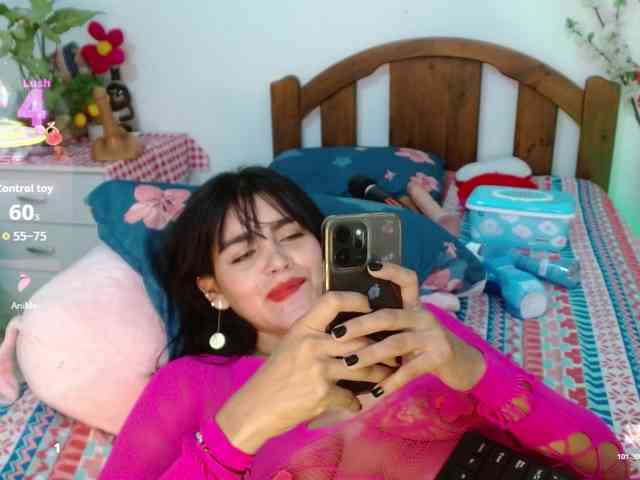 Lorraynesmith webcam