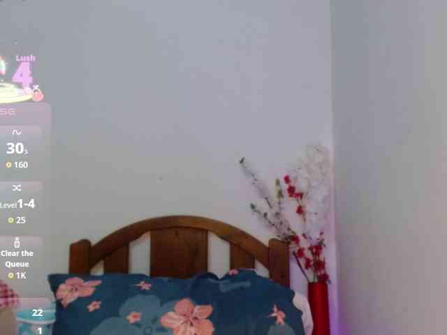 Lorraynesmith webcam