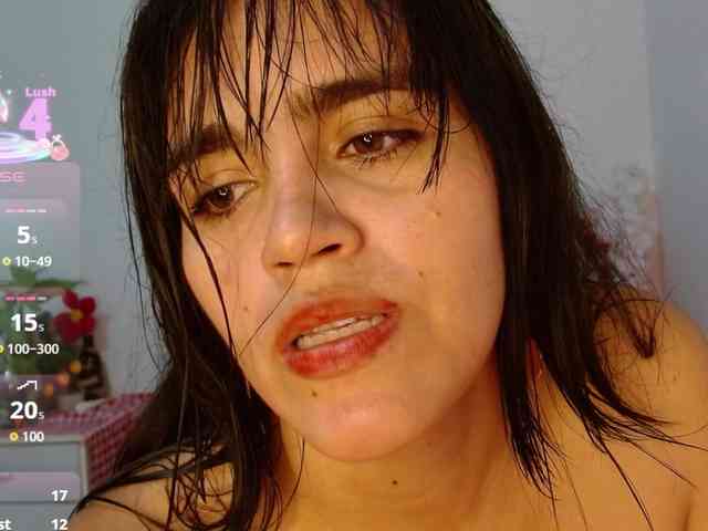 Lorraynesmith webcam